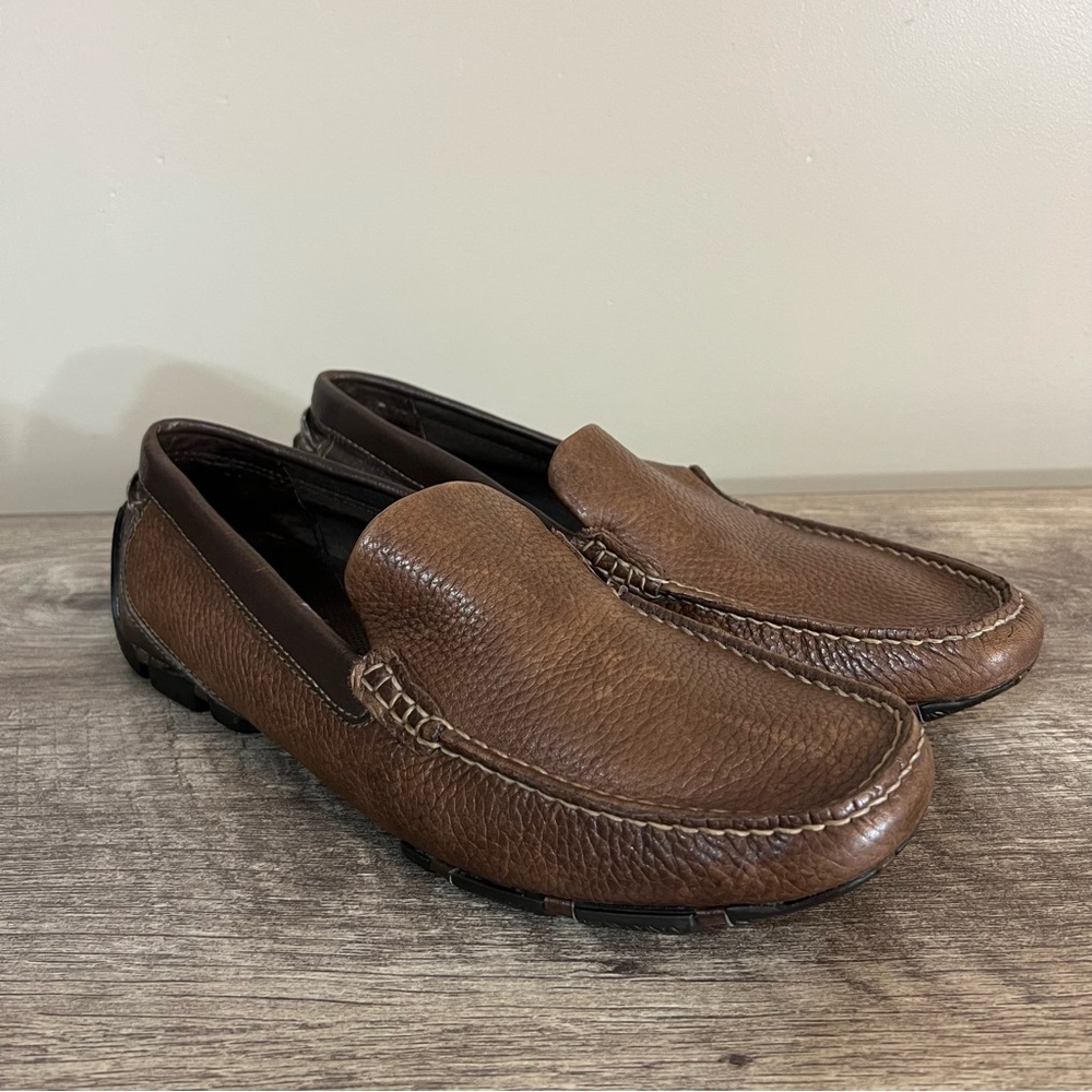 GBX babalu textured Brown leather loafers brown Men’s sz 9 Driving Mocs Slip On